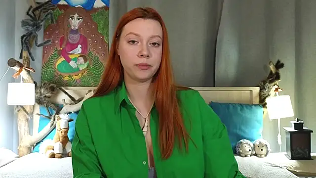 MileyMiller online show from December 5, 10:49 am