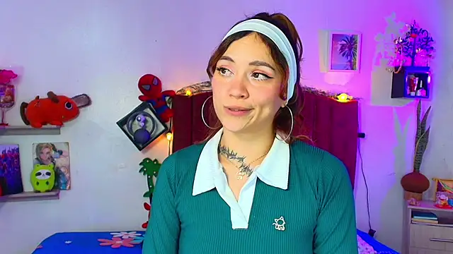 alisson zafiro  online show from February 25, 3:27 am