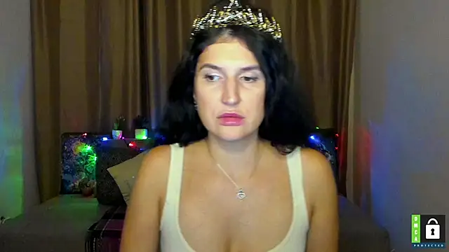 Alianna Solo Kisses online show from November 28, 1:03 pm