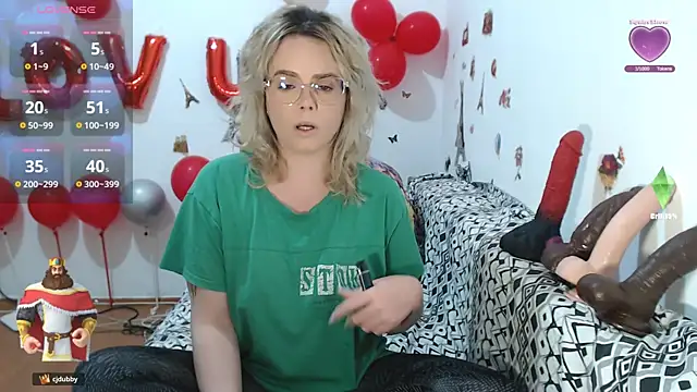 hotmilf4uxxx online show from March 18, 10:31 am