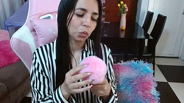 kendall all4u online show from May 8, 5:54 am