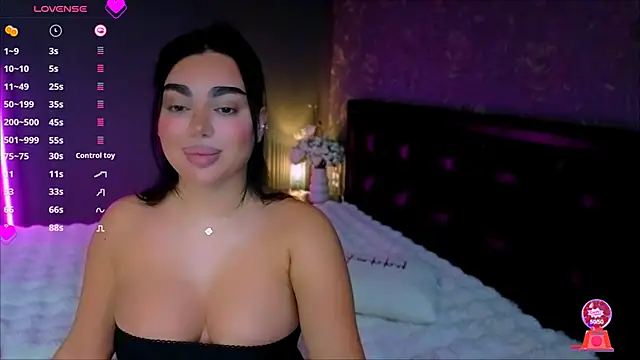 babyleilaa online show from October 31, 10:58 pm