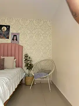 Adria ross online show from April 5, 2:05 pm