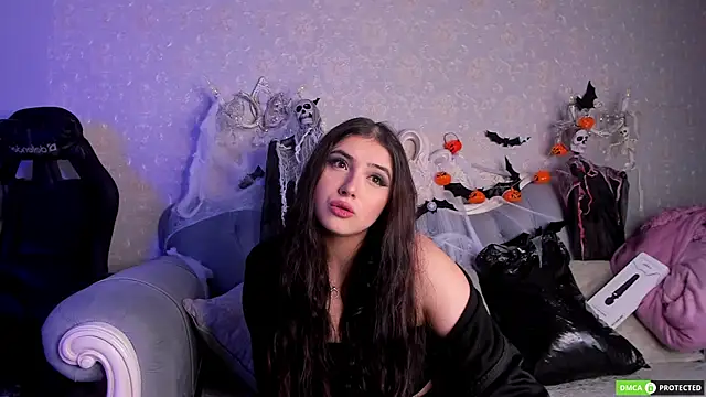 JennyFerguson online show from October 28, 6:13 pm