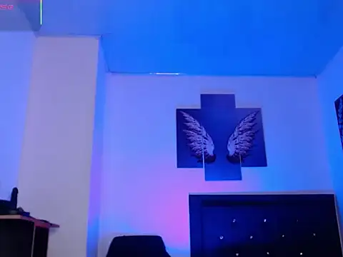 lilithnyx333 online show from March 13, 12:45 am