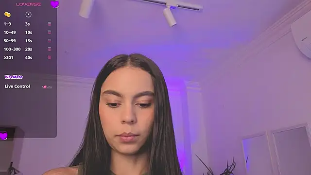 Aleejaa   online show from April 4, 11:20 am