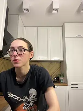 MartiniiSelenna online show from November 16, 6:59 am