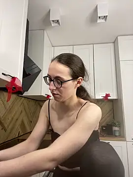 MartiniiSelenna online show from February 23, 7:19 am