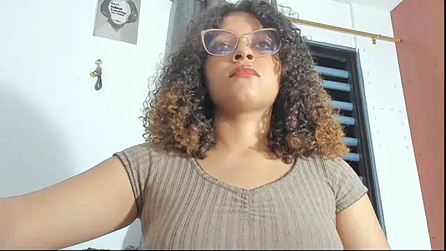 Ada gales  online show from November 17, 2:12 am