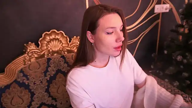 IceDanielles online show from January 9, 1:48 pm