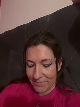 Lwhite1 online show from December 16, 12:05 am