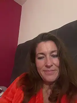 Snapshot of Lwhite1 chatting on September 29, 11:43 pm Lwhite1 online show from September 29, 11:43 pm