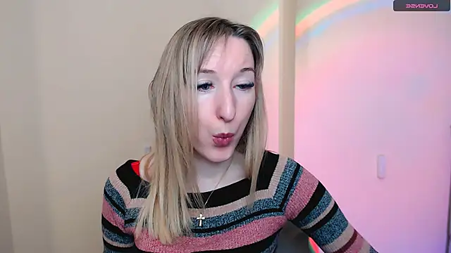 AmandaSell online show from March 29, 8:13 am