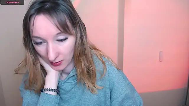 AmandaSell online show from February 10, 9:23 am