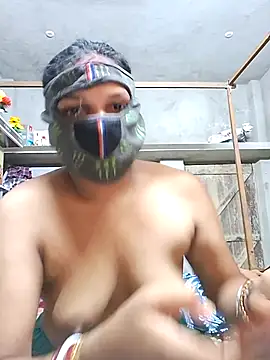 HotSexyBoudi online show from June 9, 9:09 am
