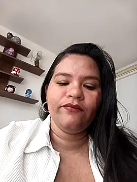 Julieta-tits online show from August 3, 3:39 pm