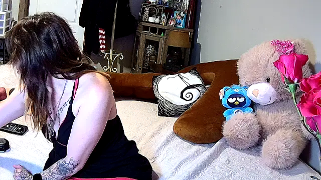 ZeelaXoXo online show from February 14, 5:53 am