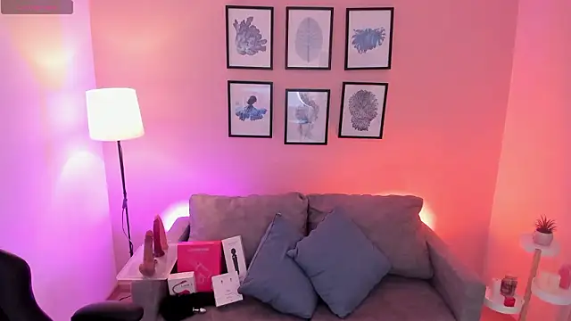 Melissa Koster online show from March 11, 3:14 pm