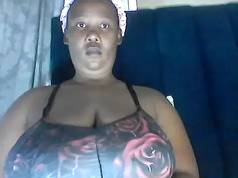 NippleMilkXx online show from November 3, 6:39 am