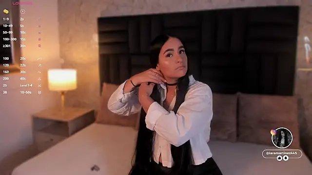 iara martinez online show from October 28, 12:55 pm