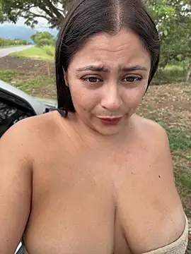 Sol biglips online show from April 18, 7:07 pm