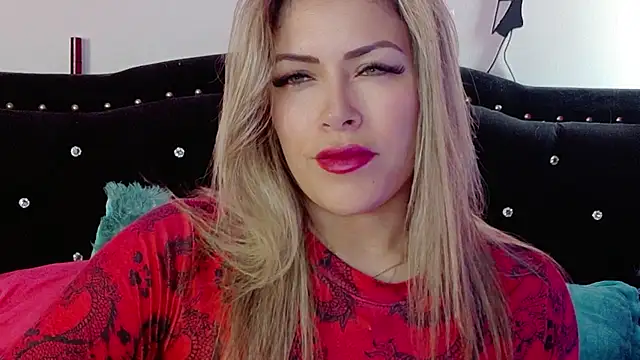 Natalia Montoya online show from December 5, 6:09 pm