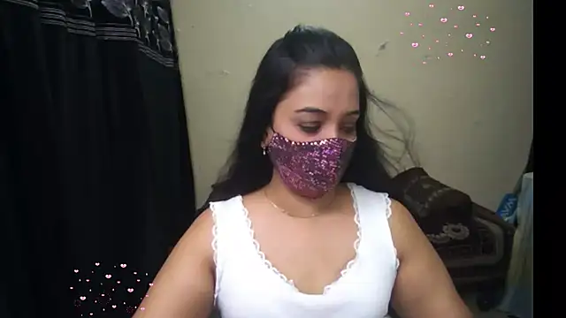 Arushisingh8888 online show from April 11, 11:14 am