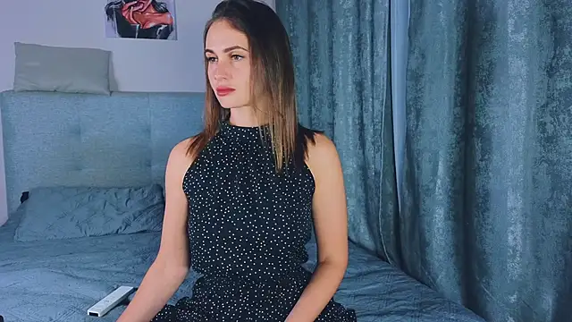 Snapshot of Krissty- chatting on September 18, 10:03 am Krissty- online show from September 18, 10:03 am