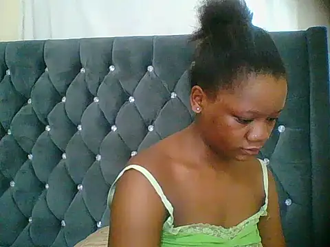 HotJeylee online show from December 21, 2:43 pm