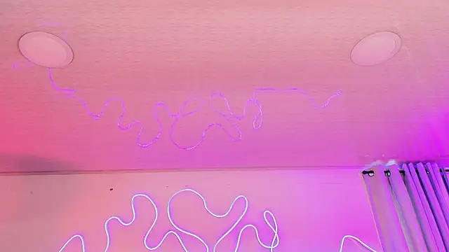 ValleryC online show from April 17, 3:36 pm