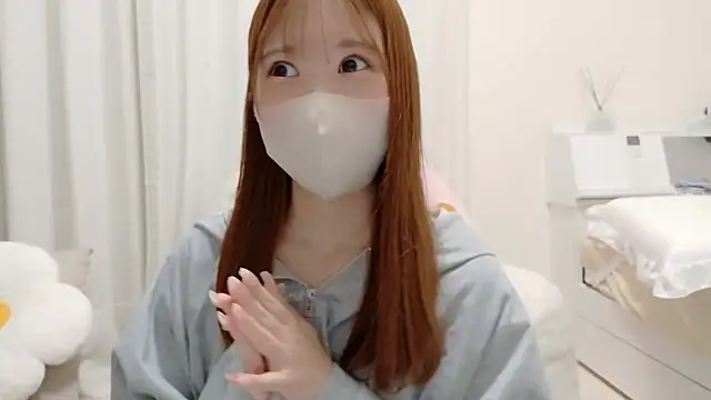 Snapshot of HONO_cha chatting on October 19, 11:12 am HONO cha online show from October 19, 11:12 am