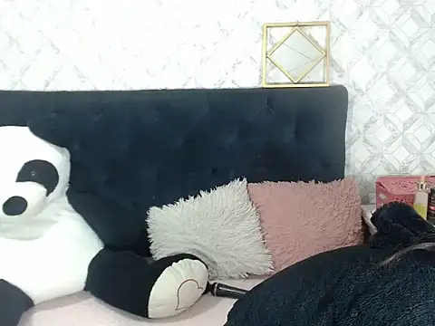 Emma-Wilson online show from September 11, 4:35 am