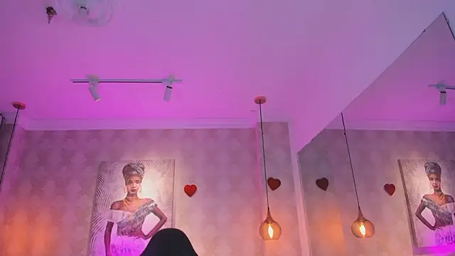 Shantall   online show from March 28, 11:10 am