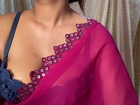 Sexy trisha  7 online show from April 9, 12:57 am