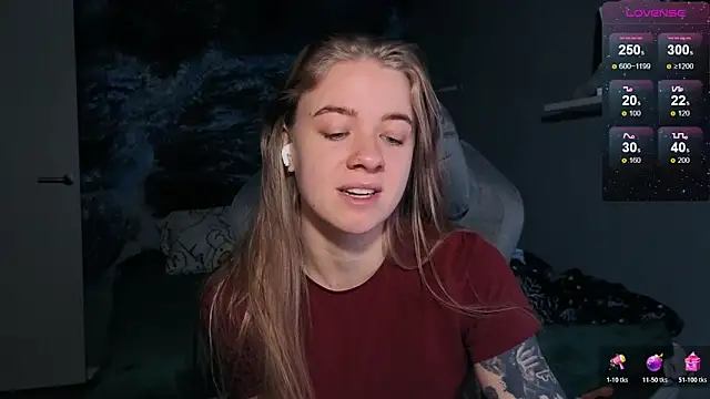 candy maggie online show from November 30, 1:59 pm