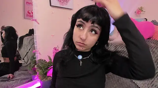 MaveParks  online show from January 9, 11:58 am