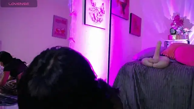 MaveParks  online show from March 31, 12:05 pm