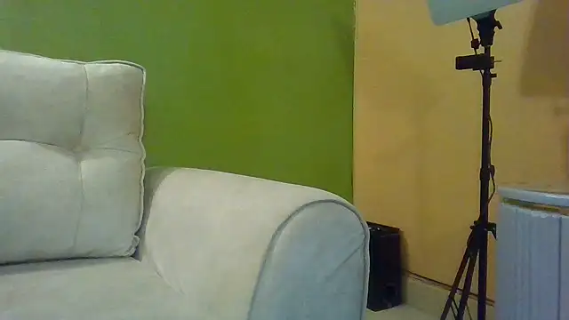 Fine assie online show from April 8, 3:14 pm