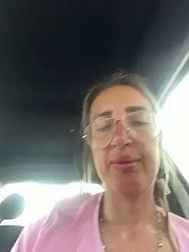 casalinga88 online show from April 10, 11:05 am