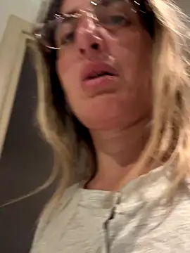 casalinga88 online show from December 17, 7:01 am