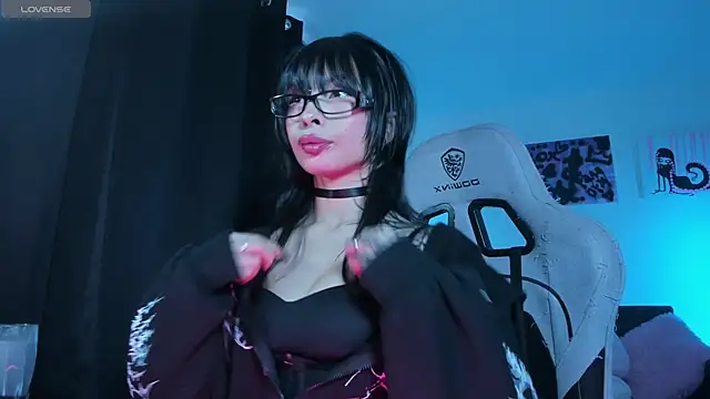 satanbabee online show from April 20, 10:46 pm