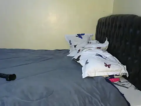 Ebonyxxmodel online show from September 15, 9:11 pm