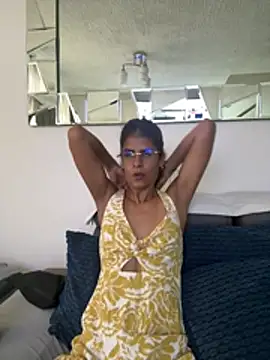 karlina charlotte1 online show from July 15, 1:49 pm