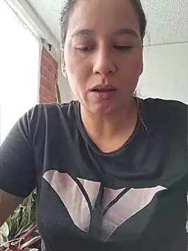 Zoe Nasty online show from April 10, 8:15 pm