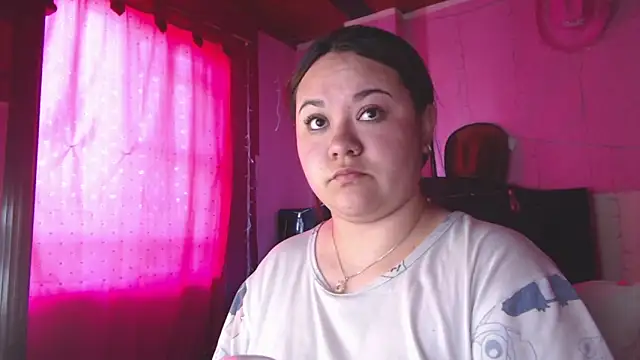 NikkiRous  online show from March 4, 1:07 pm