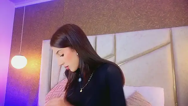 AilishBenson online show from June 6, 8:59 pm