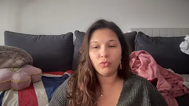 Snapshot of minette-sexy chatting on October 28, 10:21 am minette-sexy online show from October 28, 10:21 am