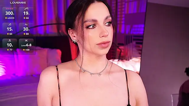 LunaNight online show from February 3, 8:34 pm