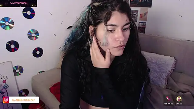 Snapshot of abril666 chatting on October 23, 3:40 pm abril666 online show from October 23, 3:40 pm