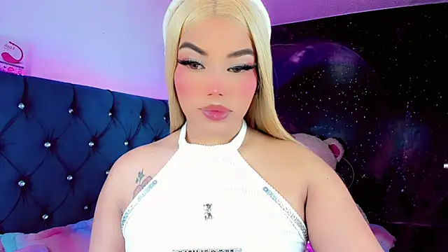 Alessiax- online show from February 18, 4:00 am
